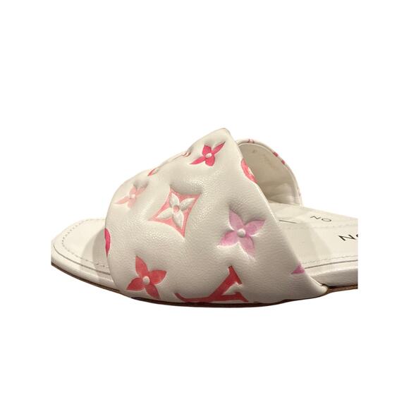 Louis Vuitton "By The Pool" Revival Mule Sandals with Lambskin - Picture 2 of 7